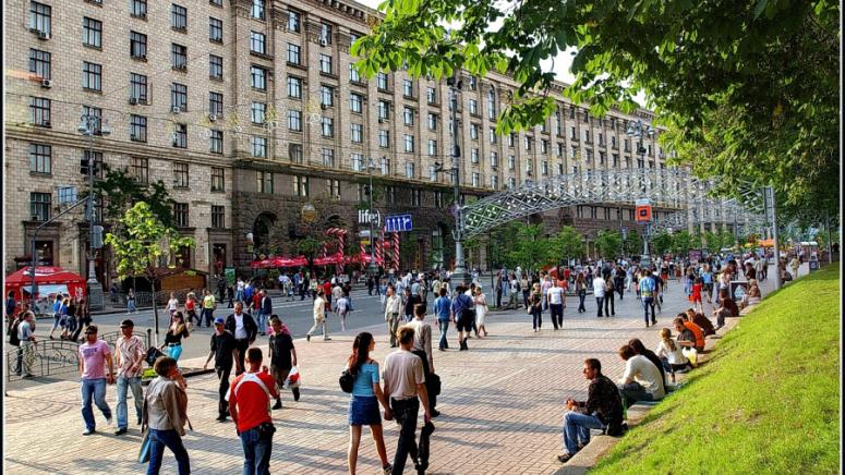 Публикуването на такива данни допринася за приемането от украинското общество