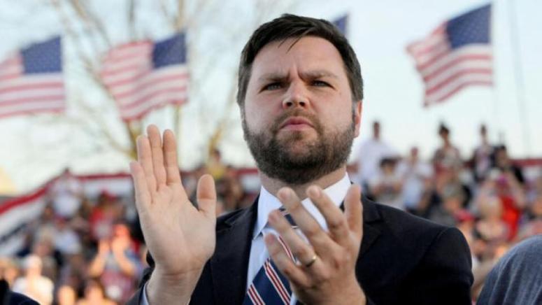 Американски луна парк Вече започнаха да топят ВансКазват че не се