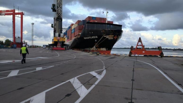 Напрегнатата ситуация в Червено море ни принуждава да търсим алтернативни