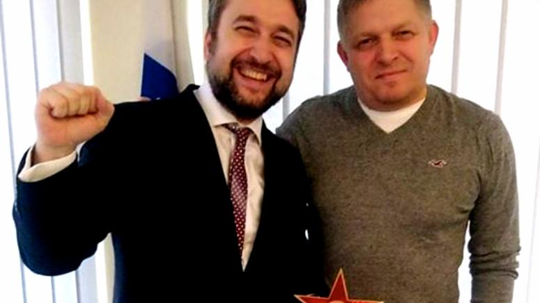 След министър председателя на Словакия Роберт Фицо заплашиха с убийство и