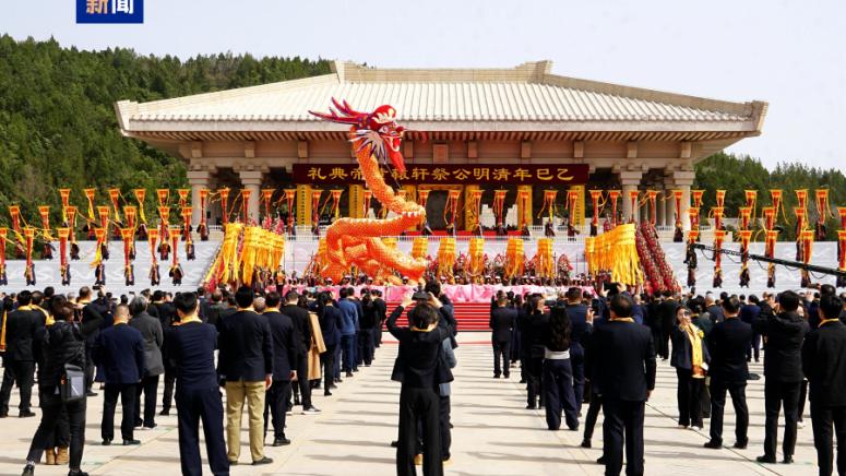 Днес в Китай се отбелязва празникът Цинмин посветен на паметта