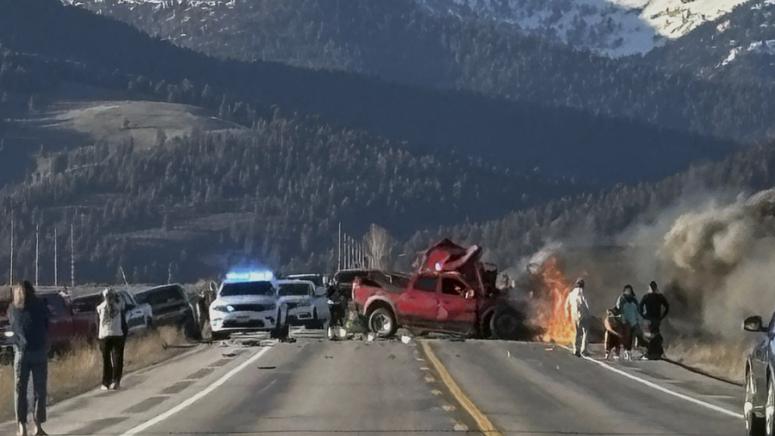 На 1 май вечерта близо до американския национален парк Йелоустоун