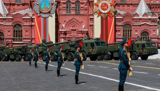 Парад на победата, Орешник, не потрябва, ултиматум , Путин