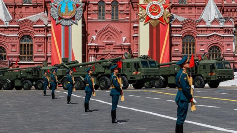 Парад на победата, Орешник, не потрябва, ултиматум , Путин
