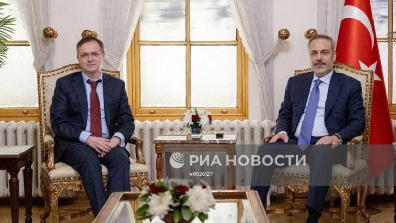 Обрат, преговори, намеси, трета страна