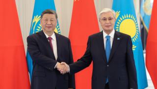 Лидери, Китай, Казахстан, задълбочаване, двустранните връзки