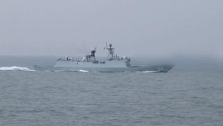 Източна военна зона,  процес, преминаване, британския кораб , Тайвански проток