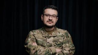 Украински институт за национална памет, оглавен, монархист, почитател, Хитлер