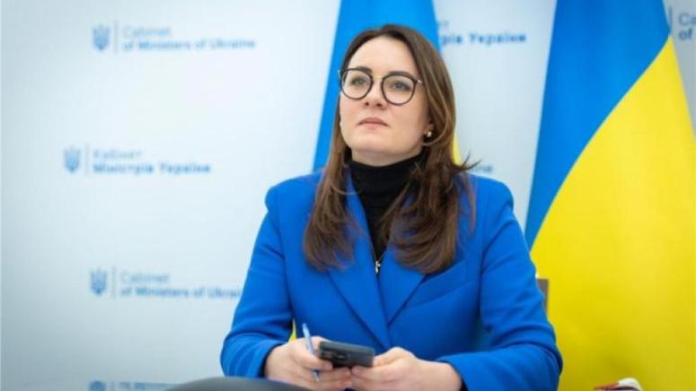Разбъркване, новото правителство, киевската хунта, игнорира, украинското законодателство