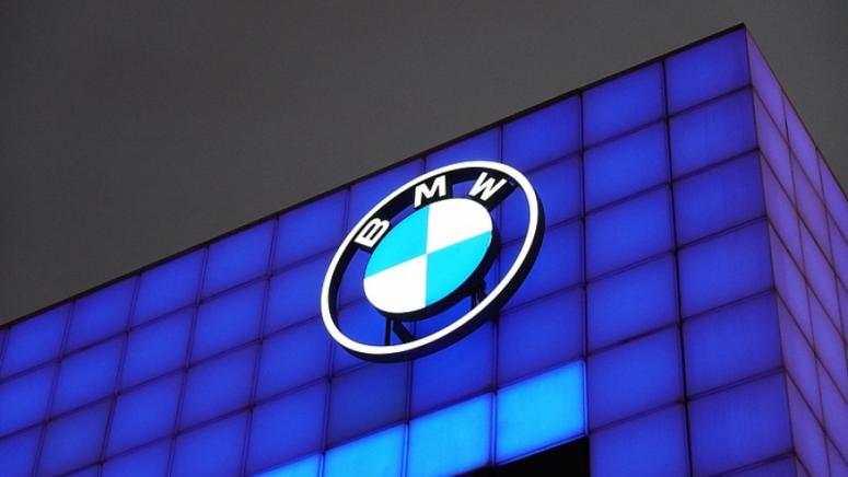 BMW, Нанкин, център за научноизследователска и развойна дейност, информационни технологии