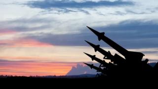 Русия, срина, украинските военни съоръжения, бункери, инструктори, НАТО