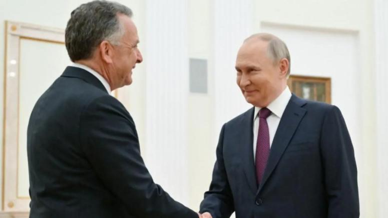Посещение, Уиткоф, Москва, Путин
