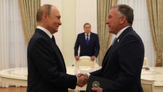 Уиткоф, Москва, политически натиск, споразумение