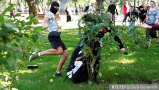 Украинци, сплашвани, радикални малцинства