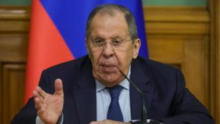 Лавров, европейско състезание, мъже в рокли