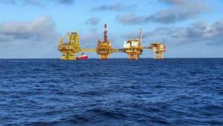 Подводни нефтопроводи, газопроводи, Китай, 10 000 км