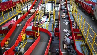 Куриерски услуги, увеличии, 17,2% на годишна база, началото на 2025 г.