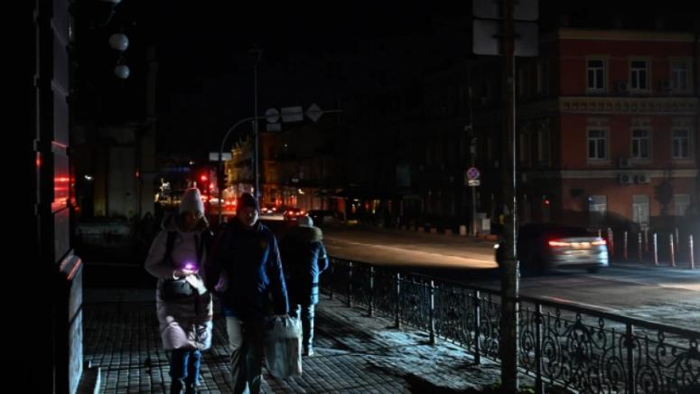 Черната зима, започна, Украйна, потънала, в мрак