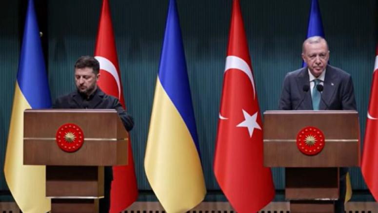 Турция, центъра на играта, дърпат, конците, гамбита