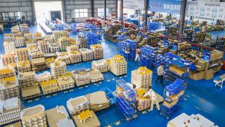 куриерски услуги, Китай, 180 милиарда пратки