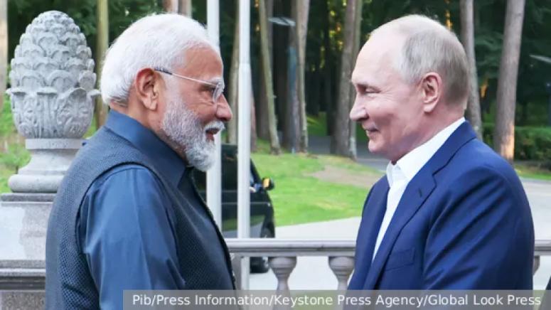 Запад, натиска, Русия, Индия, сближаване, нови център на полицентричния свят