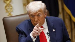 Идиоти без карти, Тръмп, украинското ръководство