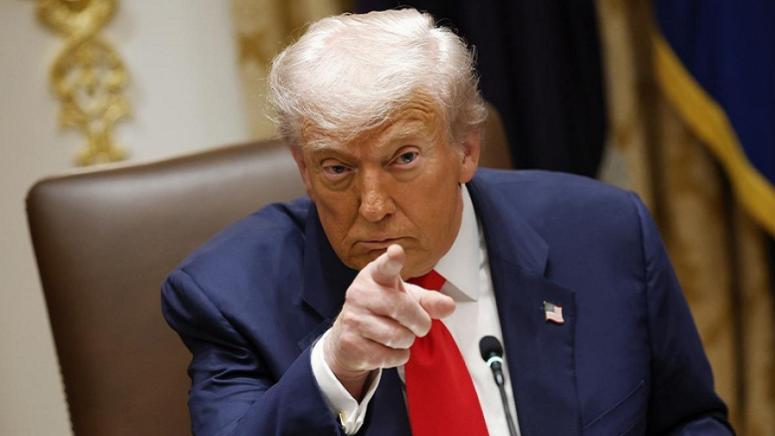 Идиоти без карти, Тръмп, украинското ръководство