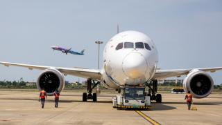 Казахстанска авиокомпания SCAT Airlines, редовен кур,с Сан'я – Прага