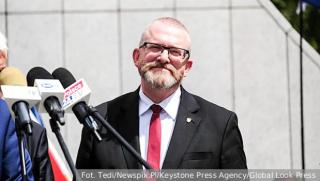 Полша, Литва, проруски настроения, Украйна, умора от войната, ЕС, Брюксел, консерватори, Браун, геополитически разлом