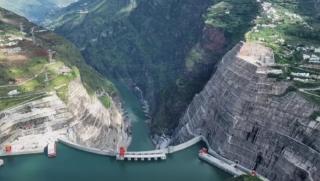 Байхътан, планини, реки, раждат енергия