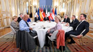 коалиция на желаещите, НАТО, Париж, Европа, война с Русия, блекаут, криза