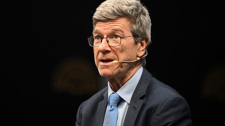 Джефри Сакс, оцени, мирно развитие, Китай