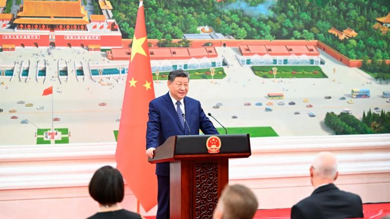 Днес в Пекин китайският председател Си Дзинпин прие акредитивните писма