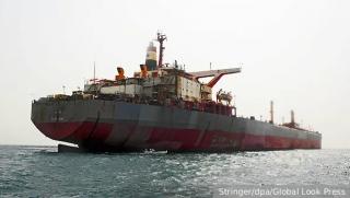 Великобритания, пиратство, руски танкери, морска търговия, санкции, Кралски флот