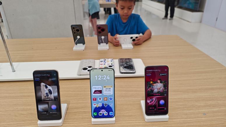 Китай, правила, онлайн съдържание, вредно, непълнолетни