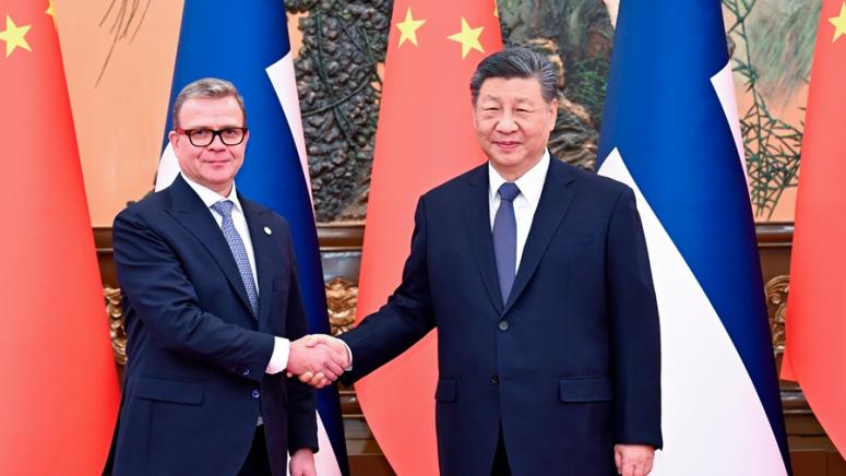 Днес председателят на КНР Си Дзинпин се срещна с министър