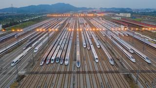 Пик, пътувания, Пролетния фестивал