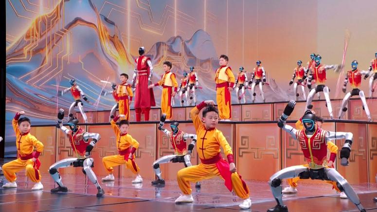 Огромното внимание и феноменалното разпространение в интернет предизвикани от роботите