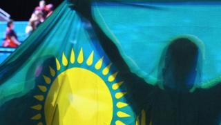 Казахстан, руски език, референдум, национализъм, геополитика, образование, езикова политика