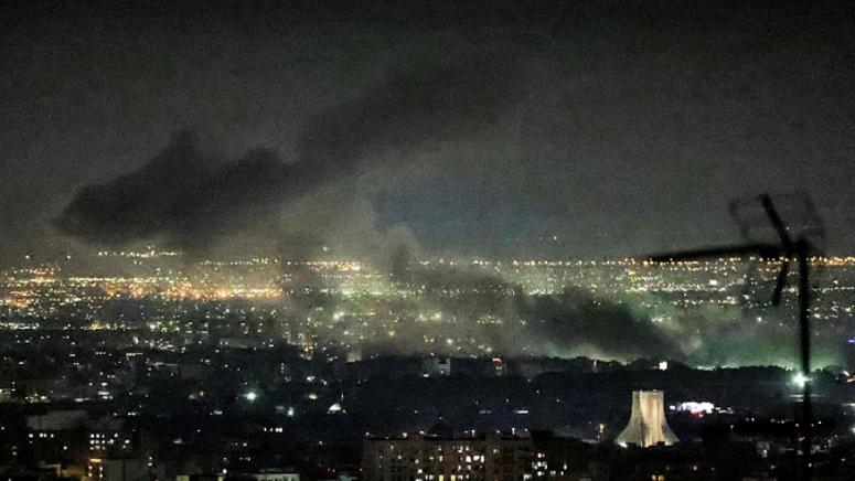 Уан И, разговар, телефон, катарския премиер, пакистанския вицепремиер