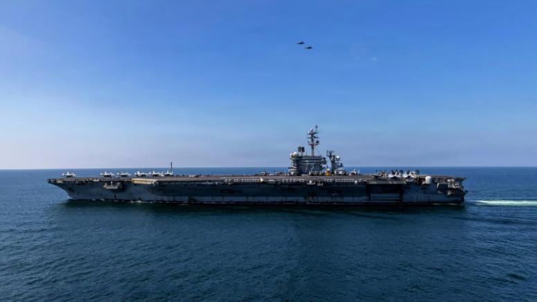Иран, САЩ, самолетоносач, Абрахам Линкълн, Персийски залив, геополитика, военен конфликт