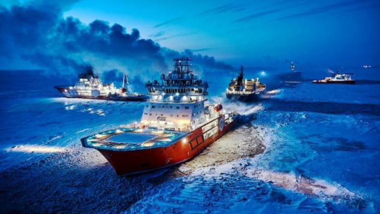 Северен морски път, геополитика, Русия, Китай, Арктика, ледоразбивачи, Суецки канал, петрол