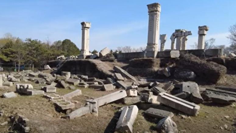 Трагична съдба, Стария летен дворец, Из Китай с Павел