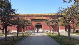 Императорски храм на предците, Из Китай с Павел